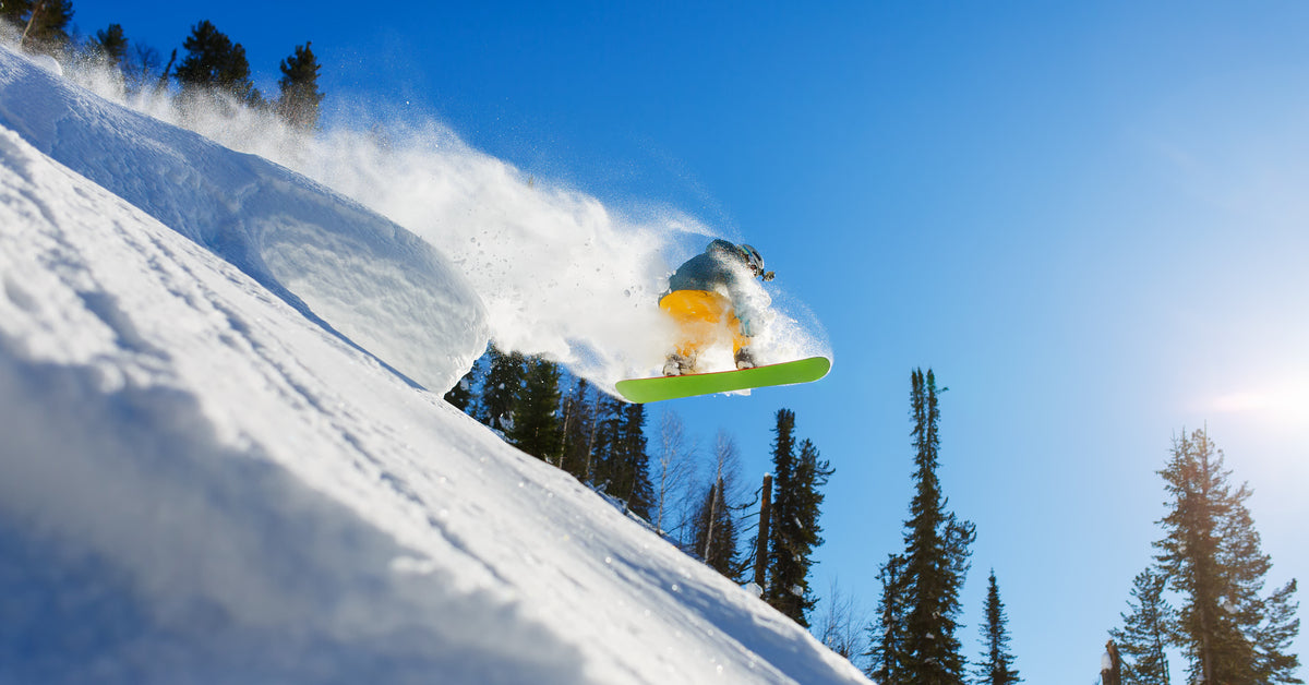 Kolekcja nowych desek Snowboardowych 2024 od Burton w promocji! Sprawdź co przygotowaliśmy w świetnych cenach.