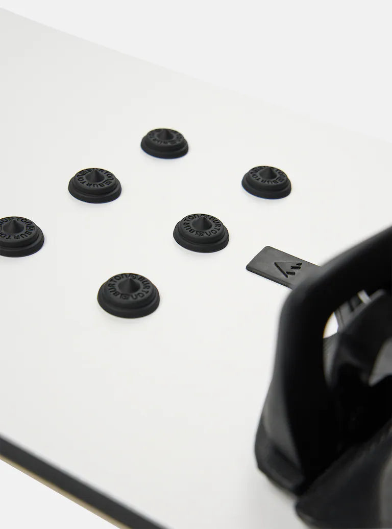 Naklejki antypoślizgowe Aluminum Stud Stomp Pad