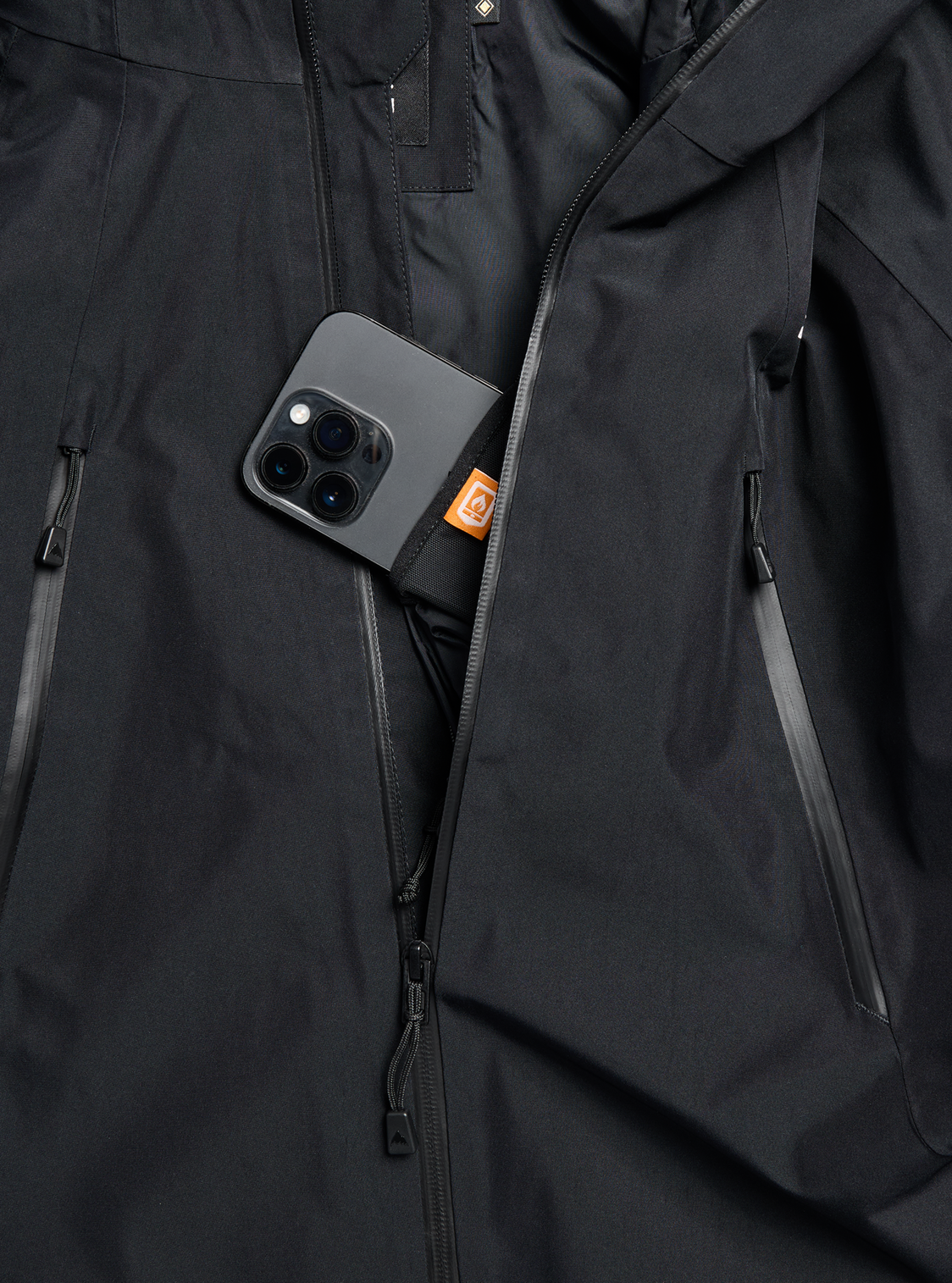 Men's Reserve GORE-TEX 2L Insulated Jacket - True Black