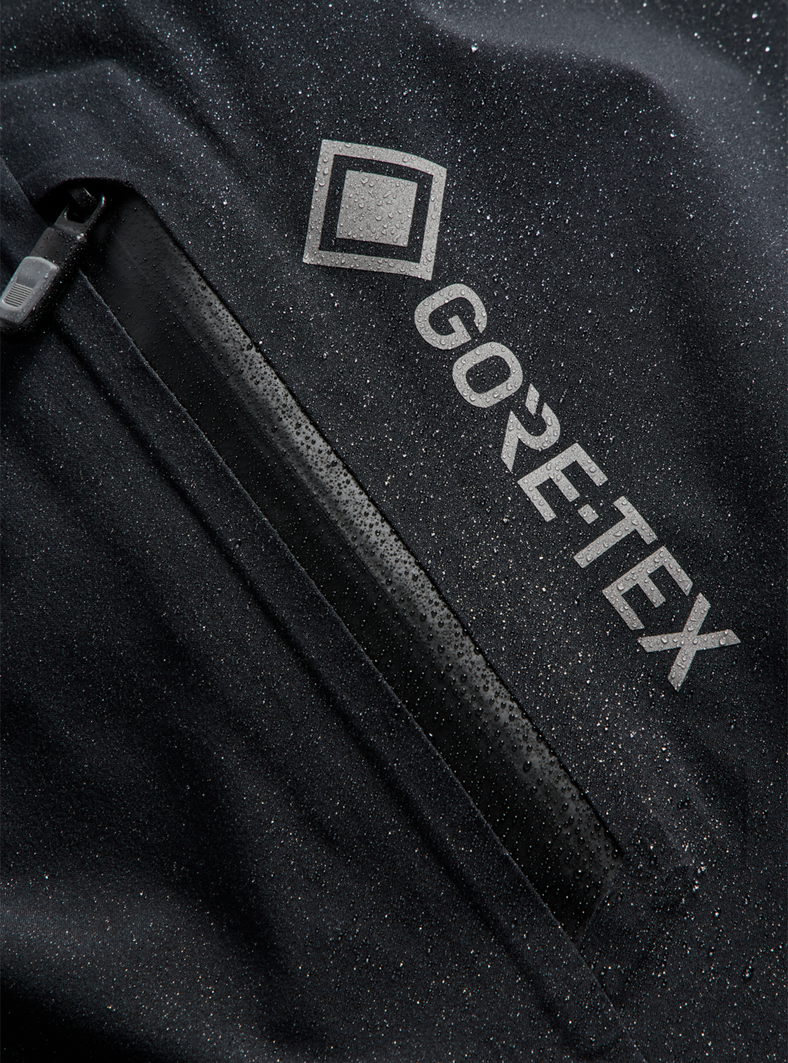 Men's [ak] Hover GORE‑TEX C-Knit 3L Stretch Jacket - True Black