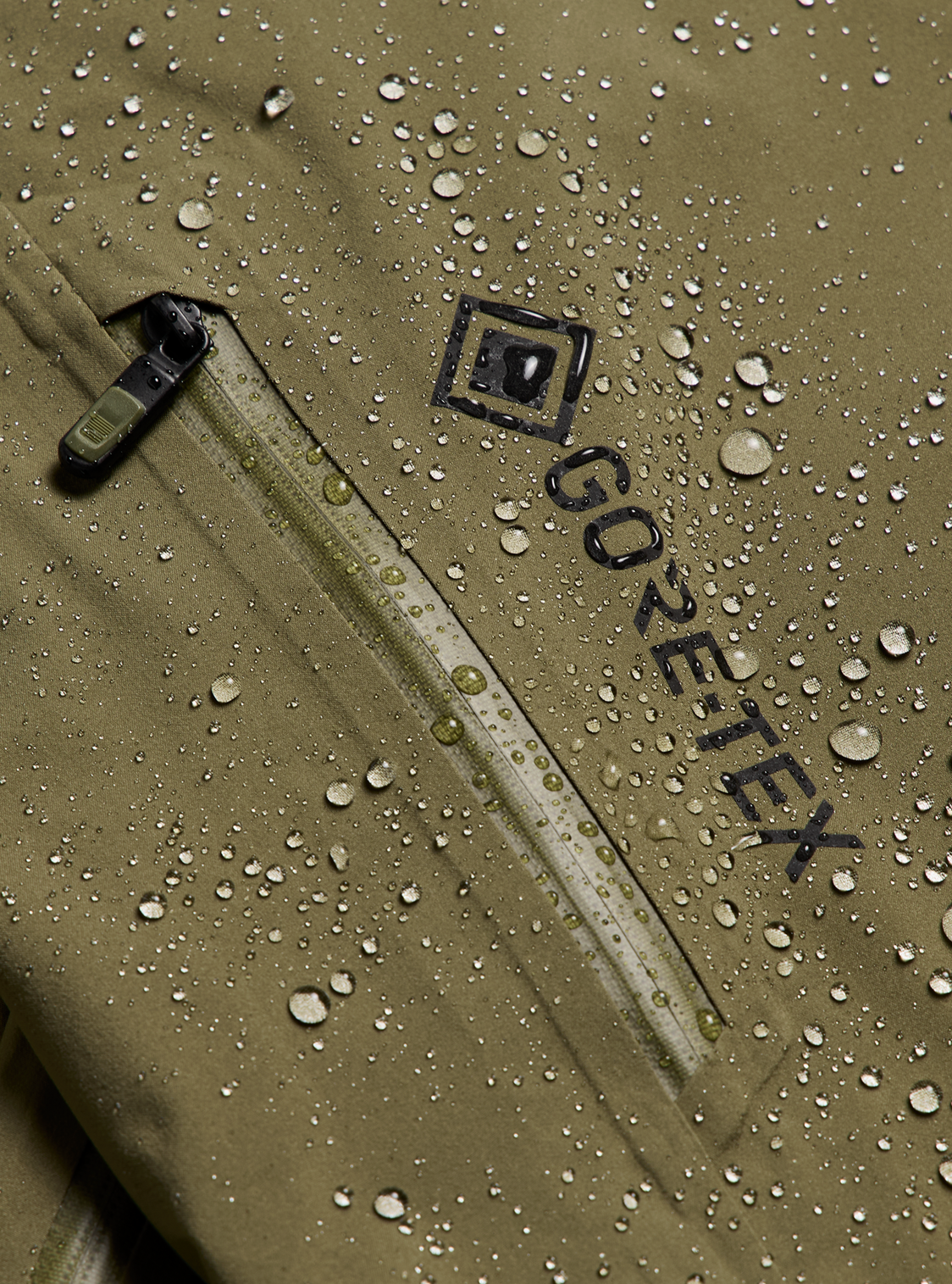 Men's [ak] Hover GORE‑TEX C-Knit 3L Stretch Jacket - Dried Moss