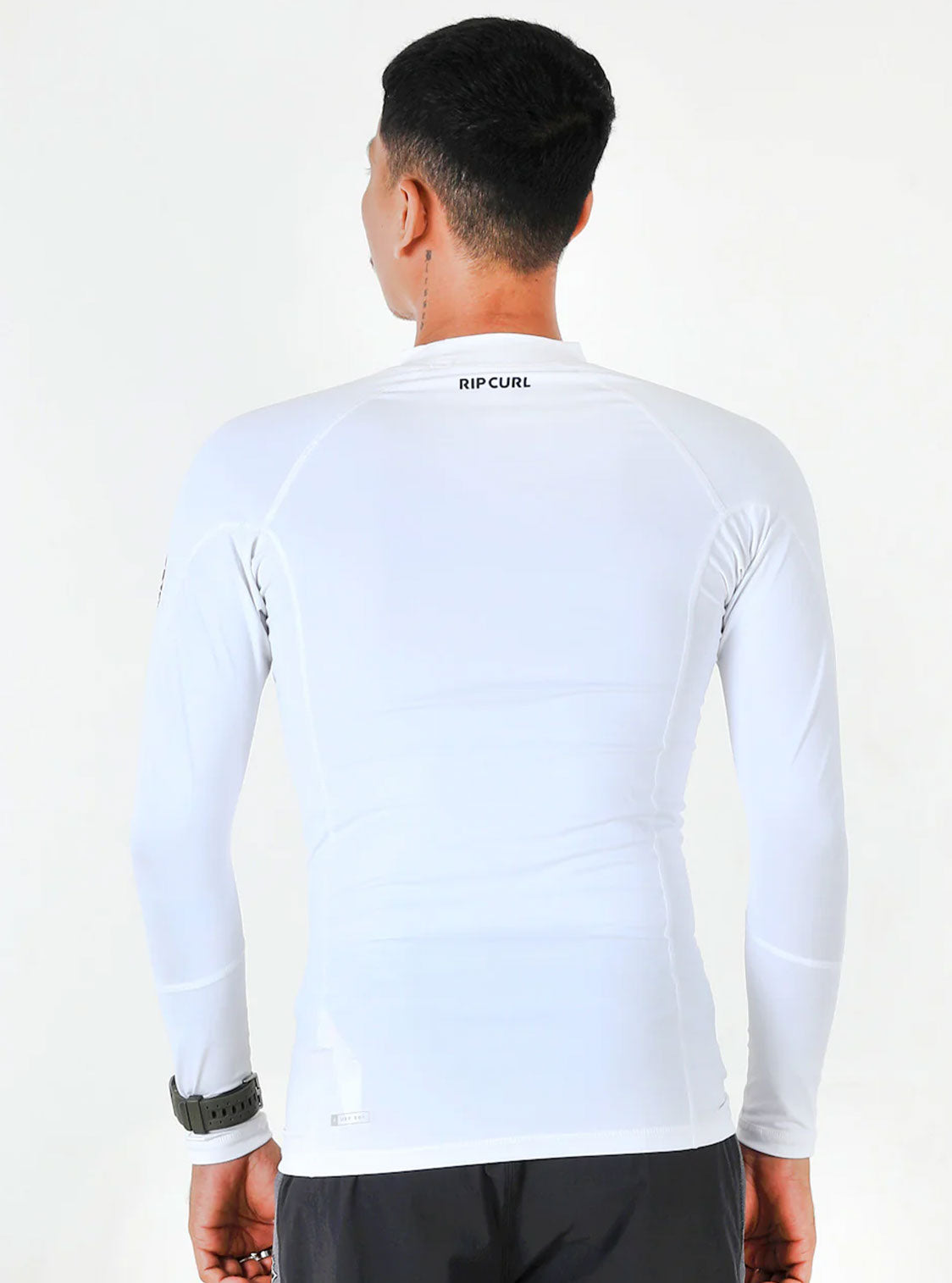 LYCRA WAVES UPF PERF L/S