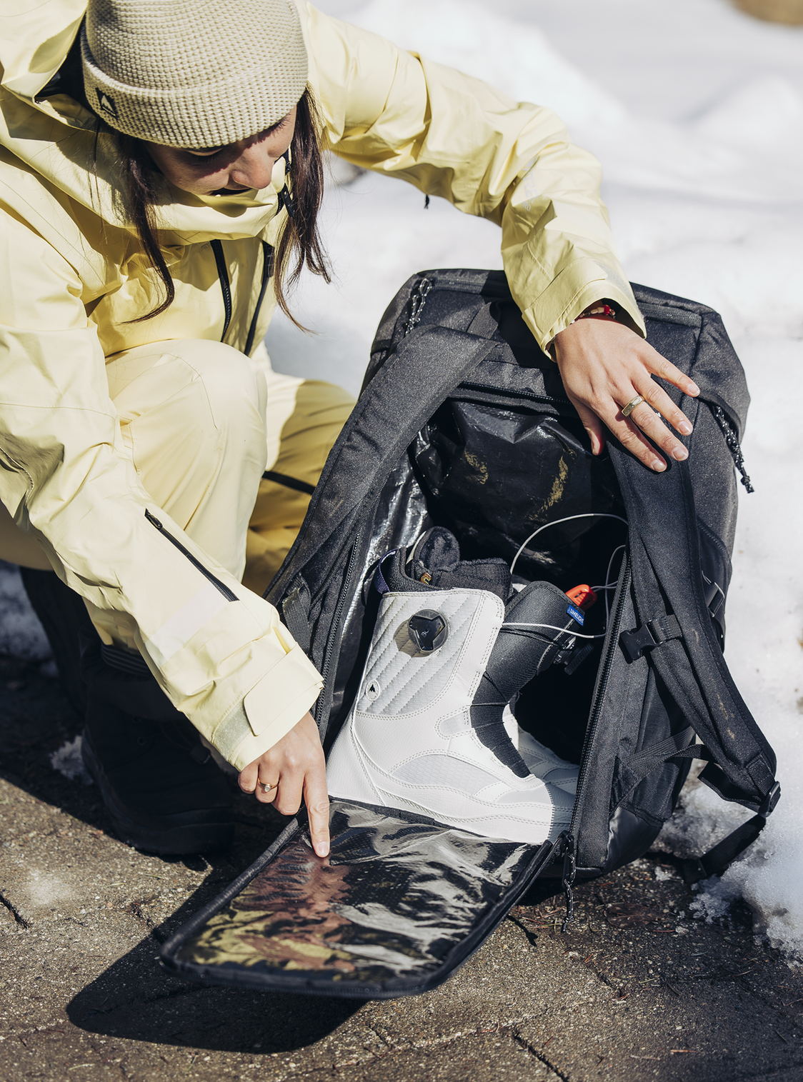 Gig Boot 48L Pack - True Black
