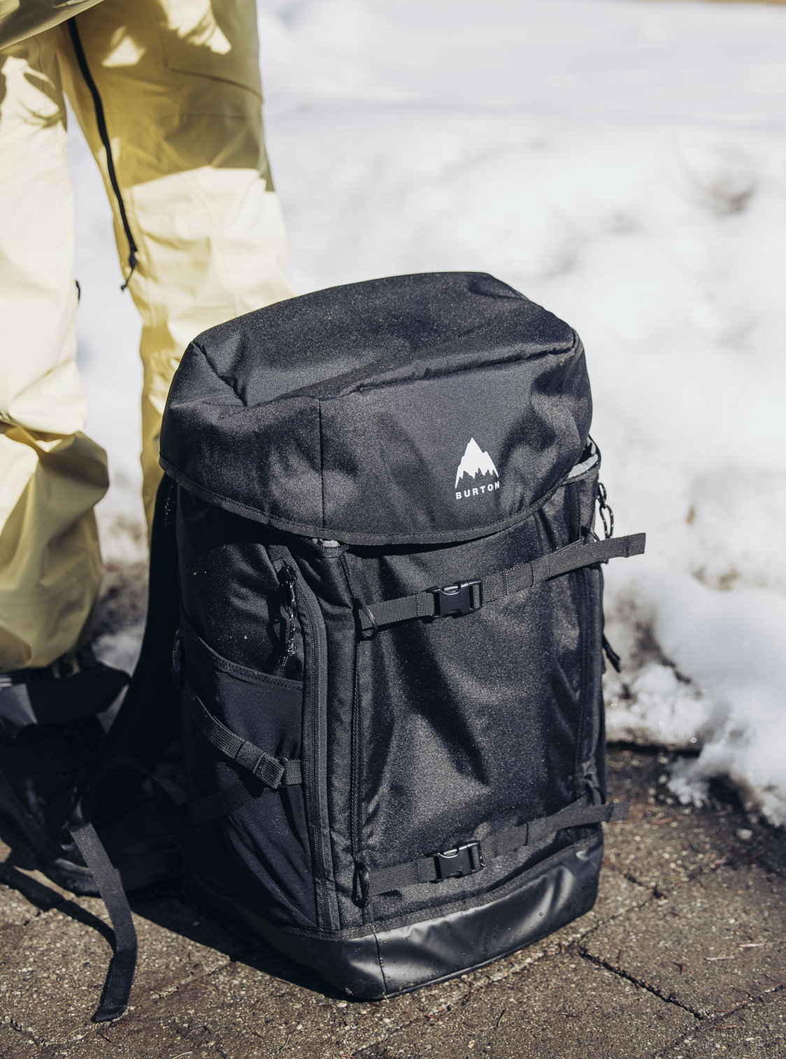 Gig Boot 48L Pack - True Black