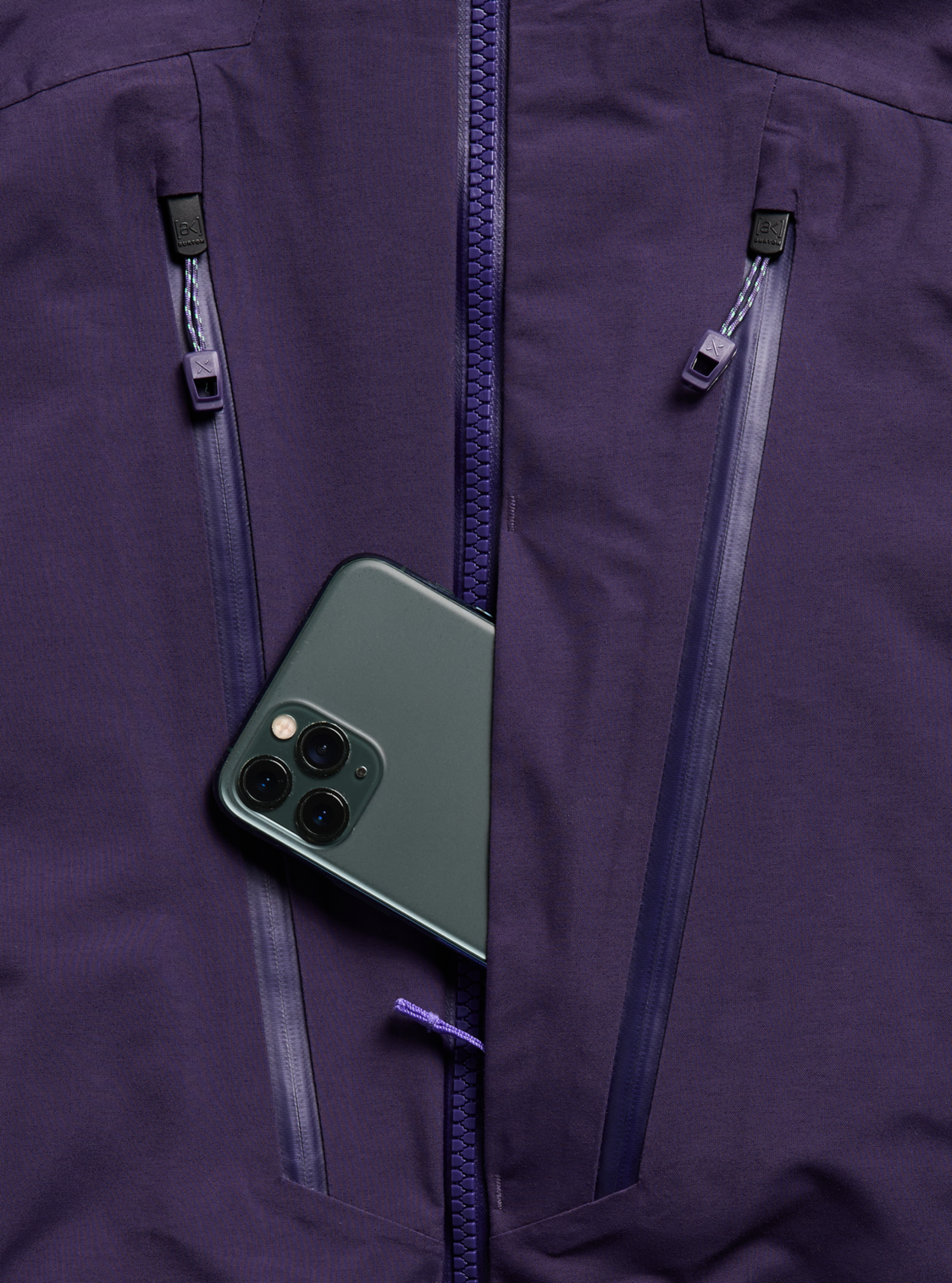 Women's [ak] Swash Synthetic Insulated GORE-TEX 2L Jacket - Nightshade Purple