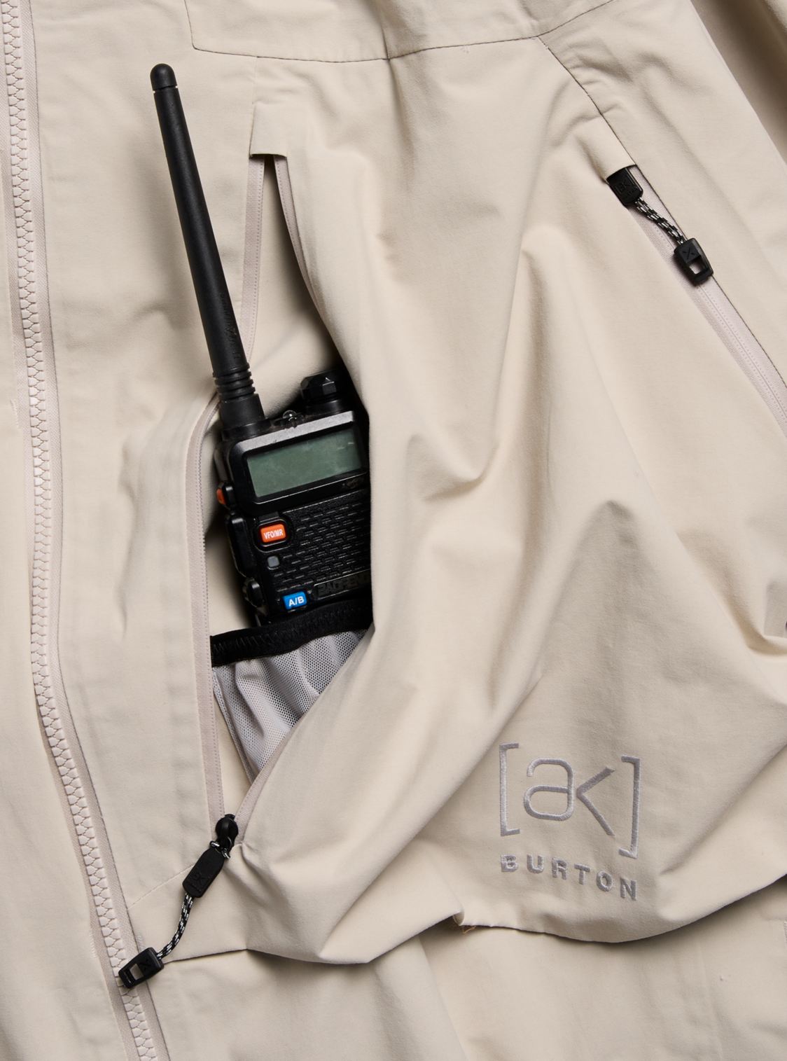 Men's [ak] Cyclic GORE-TEX 2L Jacket - Chinchilla Gray