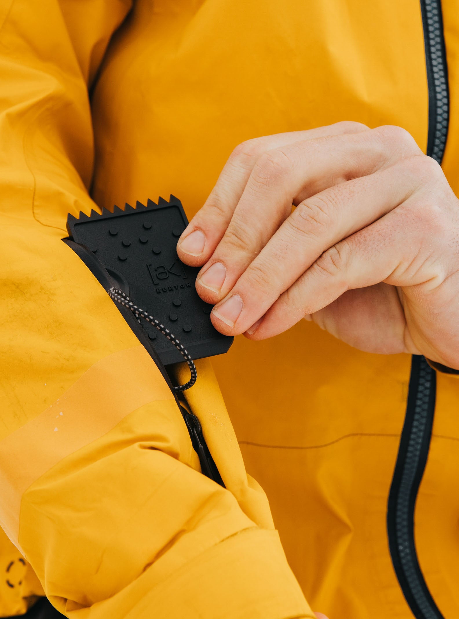 Kurtka Burton Men's [ak] Tusk GORE-TEX Pro 3L Jacket